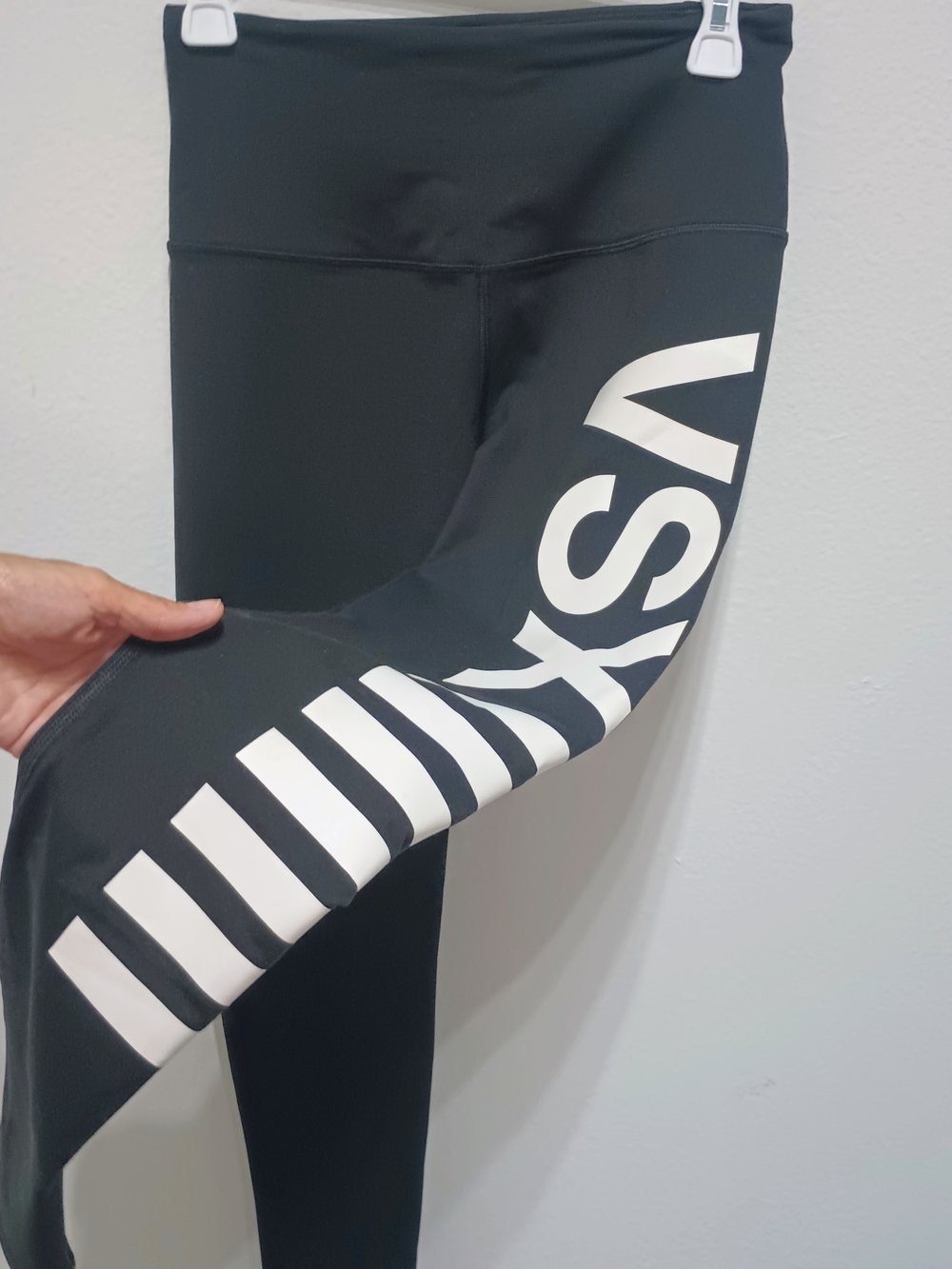 VSX VICTORIA SECRET BLACK STRETCH LEGGINGS